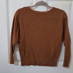 T Tahari Brown Crew Neck Sweater Classic Knit